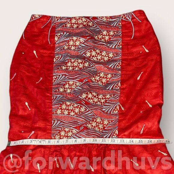 Hand Made Custom Embroidered Lehenga Choli Mermaid Style Bridal Dress | See Meas - Picture 13 of 16